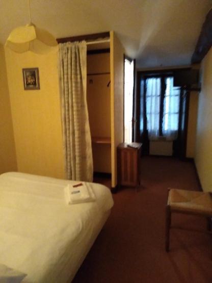 Le Saintongeais Hotel Berneuil  Buitenkant foto